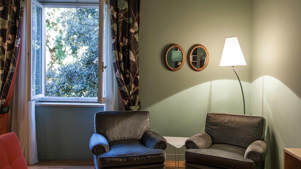 Spanish Apartment *
