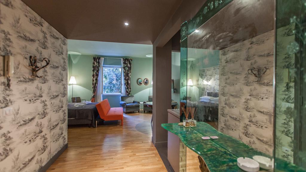 Spanish Apartment Rome